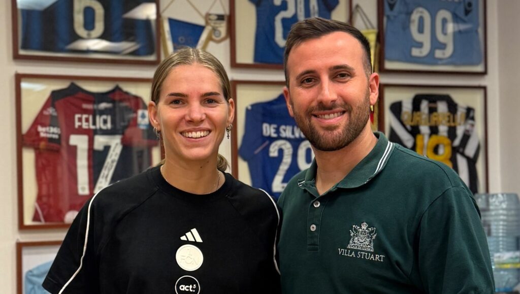 Beatrix F&ouml;rdős con lo staff di Villa Stuart Sport Clinic